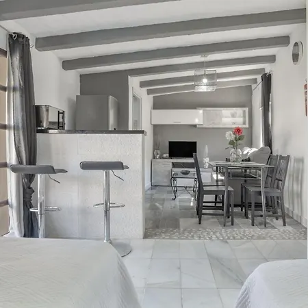 Preciosa Casita Con Piscina Hétvégi ház